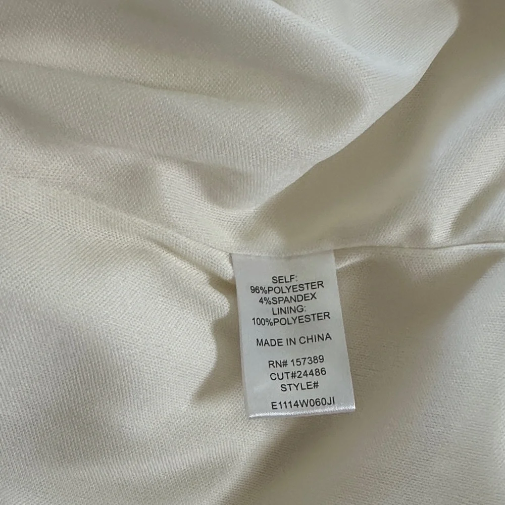 🤍 White Satin Bow Dress🤍 - Picture 4 of 4